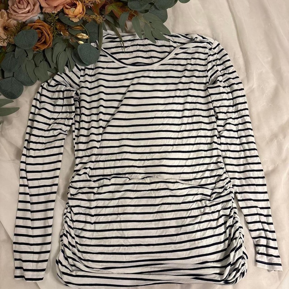 Bearsland MATERNITY size small Black and white striped long sleeve top